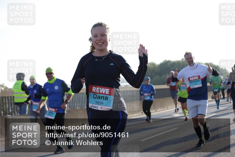 03.10.2025 - Köhlbrandbrückenlauf Jannik Wohlers http://msf.ph/oto/9051461 03.10.2025 09:19:05 Position 3 1654, 3166 meine-sportfotos.de