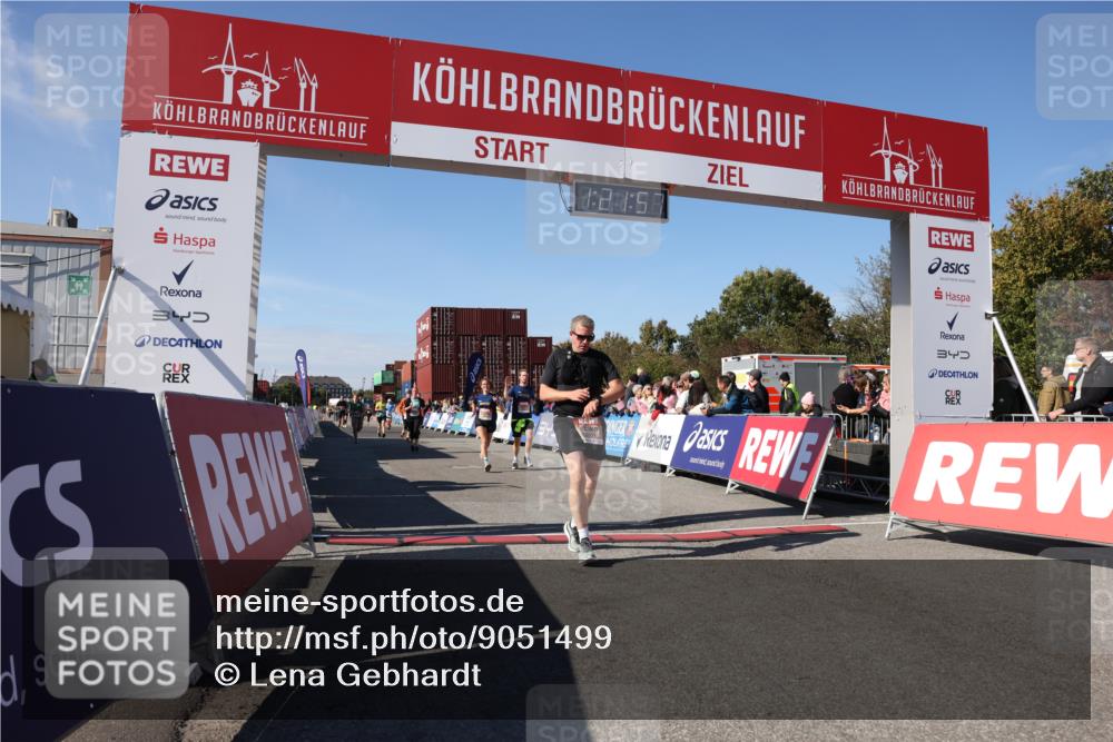 03.10.2025 - Köhlbrandbrückenlauf Lena Gebhardt http://msf.ph/oto/9051499 03.10.2025 13:21:57 Ziel 4139, 4291, 4843, 5329, 5776, 6005, 6332, 6532, 6684, 6687 meine-sportfotos.de
