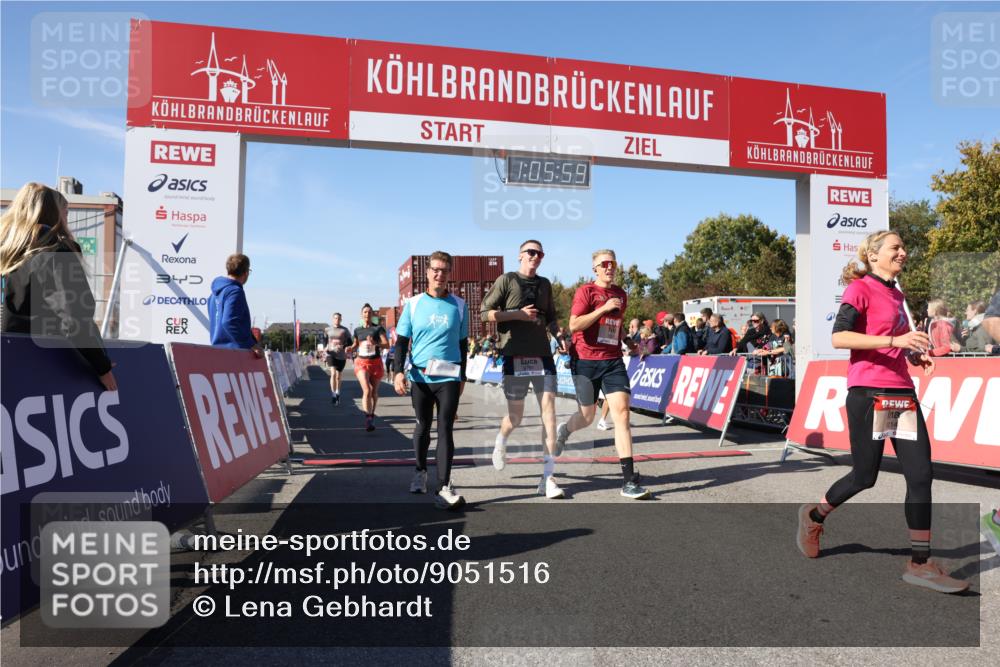 03.10.2025 - Köhlbrandbrückenlauf Lena Gebhardt http://msf.ph/oto/9051516 03.10.2025 13:05:59 Ziel 4066, 4290, 4302, 4327, 4328, 4335, 4336, 4413, 4643, 4761, 4954, 5096, 5764, 6158, 6214, 6305, 6510, 6533, 6642, 6720 meine-sportfotos.de
