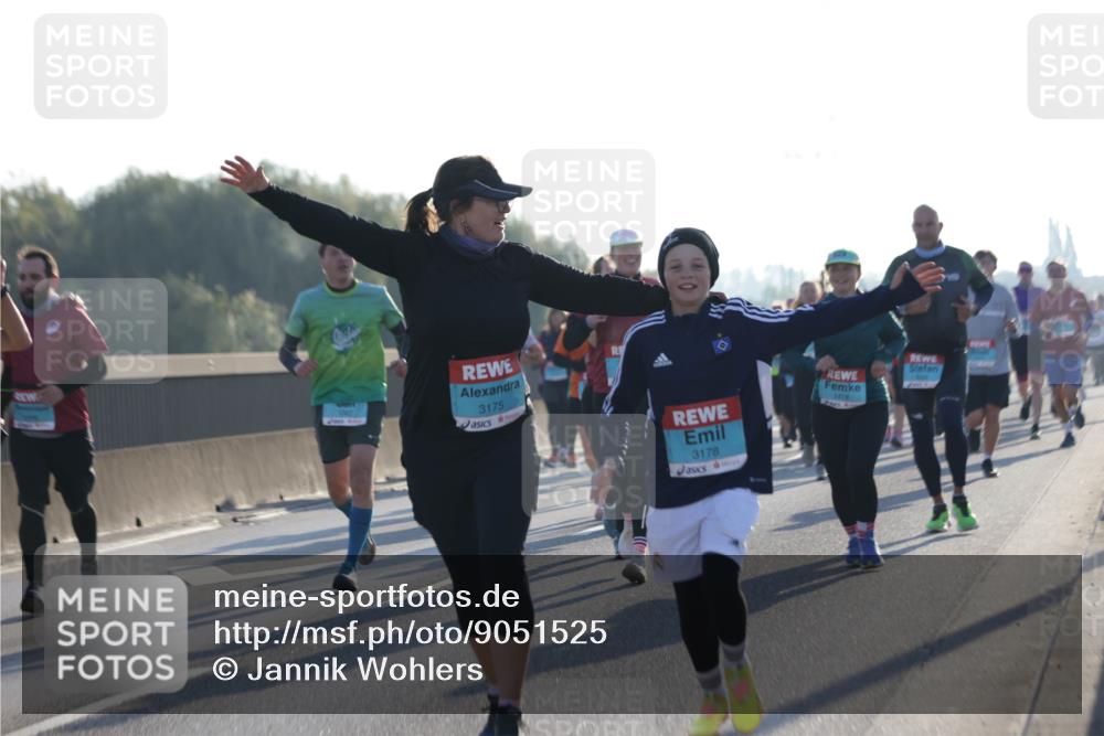 03.10.2025 - Köhlbrandbrückenlauf Jannik Wohlers http://msf.ph/oto/9051525 03.10.2025 09:19:06 Position 3 3175, 3178, 1418 meine-sportfotos.de