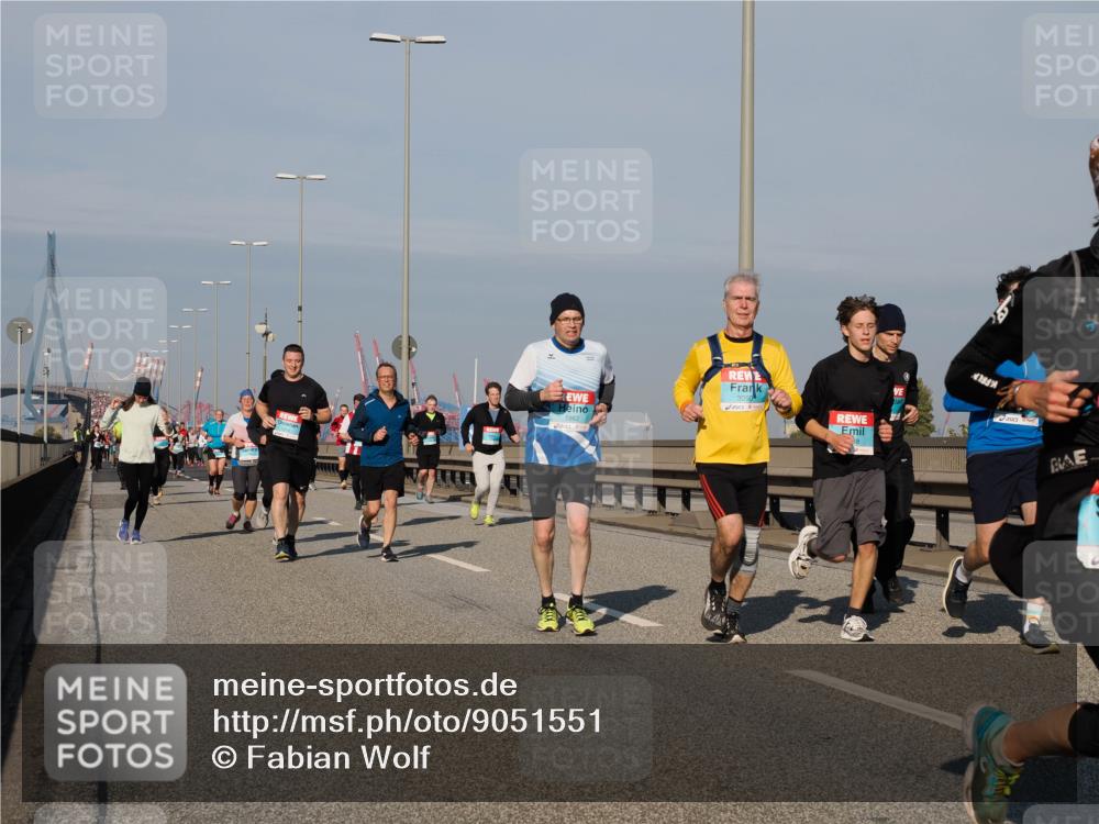 03.10.2025 - Köhlbrandbrückenlauf Fabian Wolf http://msf.ph/oto/9051551 03.10.2025 10:01:46 Position 3 1862, 305, 14 meine-sportfotos.de