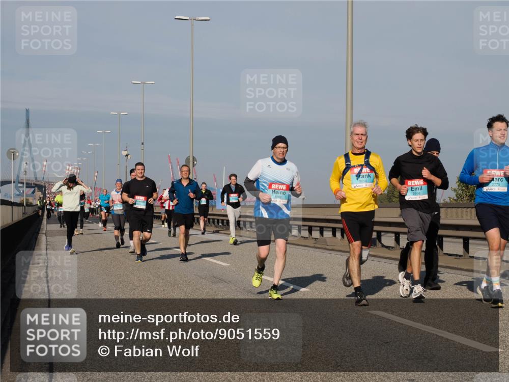03.10.2025 - Köhlbrandbrückenlauf Fabian Wolf http://msf.ph/oto/9051559 03.10.2025 10:01:46 Position 3 1862, 3050, 2768, 2770 meine-sportfotos.de