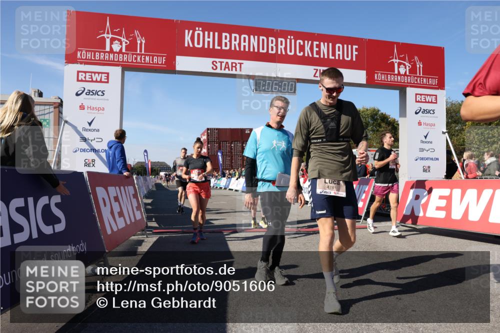 03.10.2025 - Köhlbrandbrückenlauf Lena Gebhardt http://msf.ph/oto/9051606 03.10.2025 13:06:00 Ziel 4302, 4327, 4328, 4335, 4336, 4413, 4643, 4761, 4954, 5096, 5764, 6158, 6214, 6305, 6510, 6533, 6720 meine-sportfotos.de