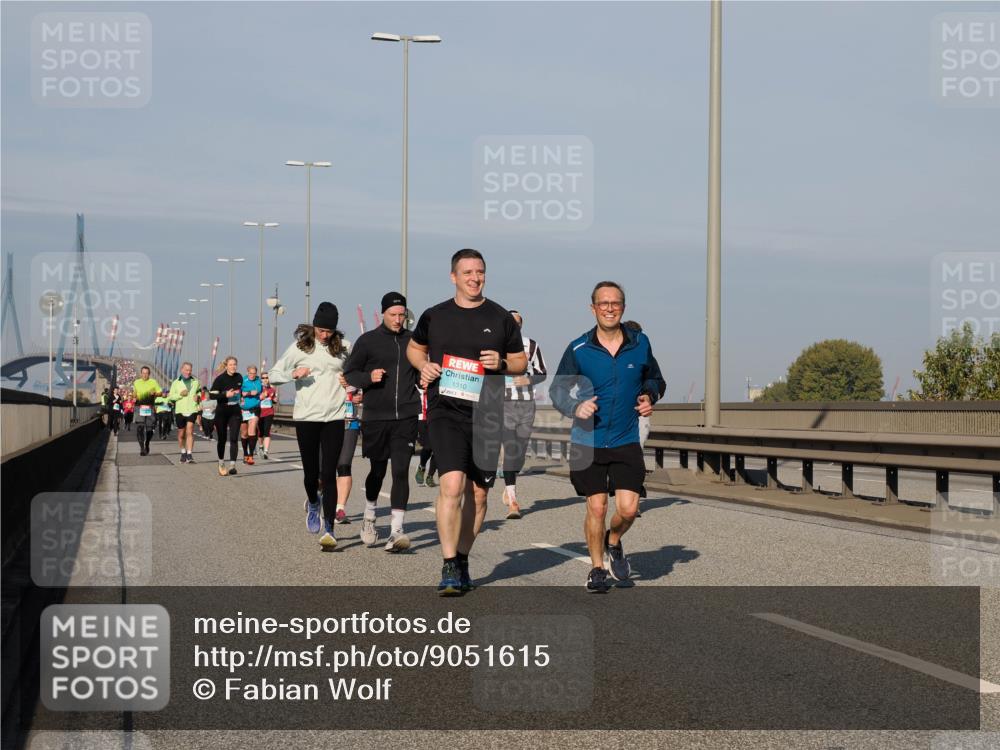 03.10.2025 - Köhlbrandbrückenlauf Fabian Wolf http://msf.ph/oto/9051615 03.10.2025 10:01:49 Position 3 1310 meine-sportfotos.de