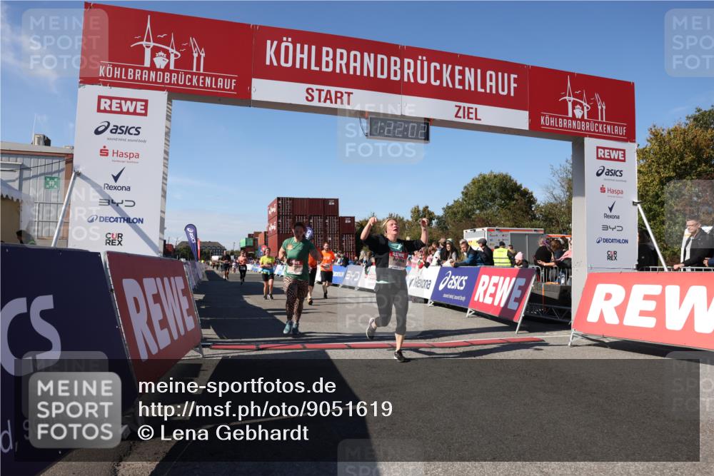 03.10.2025 - Köhlbrandbrückenlauf Lena Gebhardt http://msf.ph/oto/9051619 03.10.2025 13:22:02 Ziel 4291, 5180, 5776, 6005, 6237, 6332, 6684, 6687, 6729 meine-sportfotos.de