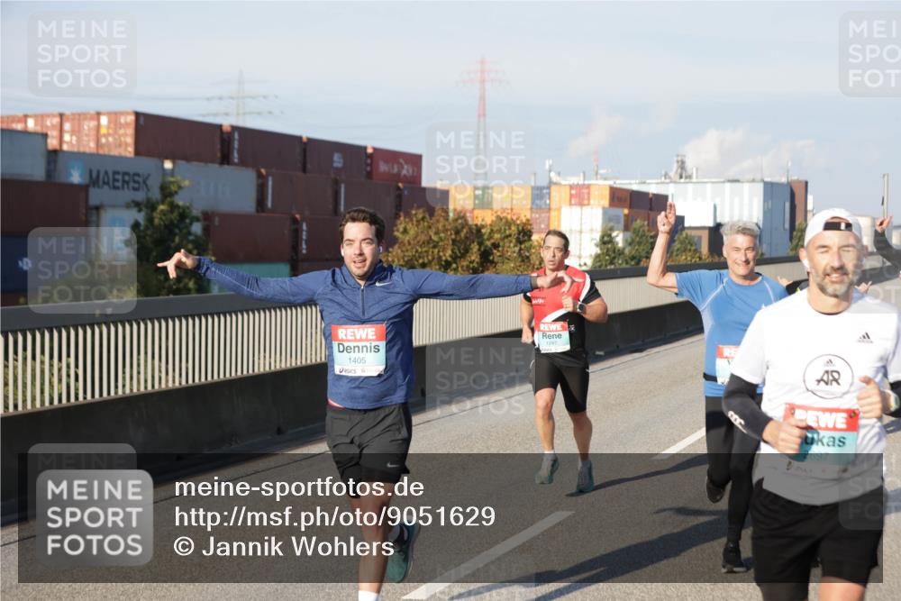 03.10.2025 - Köhlbrandbrückenlauf Jannik Wohlers http://msf.ph/oto/9051629 03.10.2025 09:46:17 Position 3 1405, 1297, 2697 meine-sportfotos.de