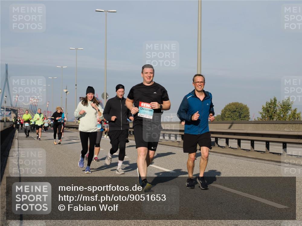 03.10.2025 - Köhlbrandbrückenlauf Fabian Wolf http://msf.ph/oto/9051653 03.10.2025 10:01:50 Position 3 1310 meine-sportfotos.de