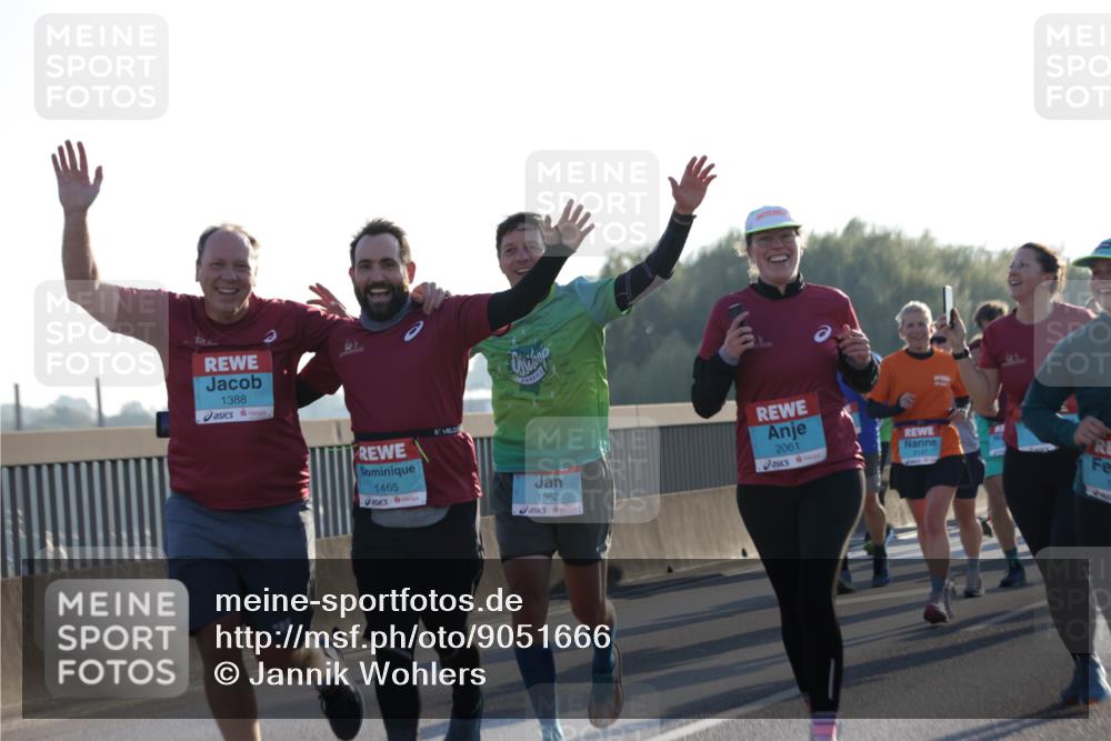 03.10.2025 - Köhlbrandbrückenlauf Jannik Wohlers http://msf.ph/oto/9051666 03.10.2025 09:19:09 Position 3 1388, 1465, 1362, 2061, 2147 meine-sportfotos.de