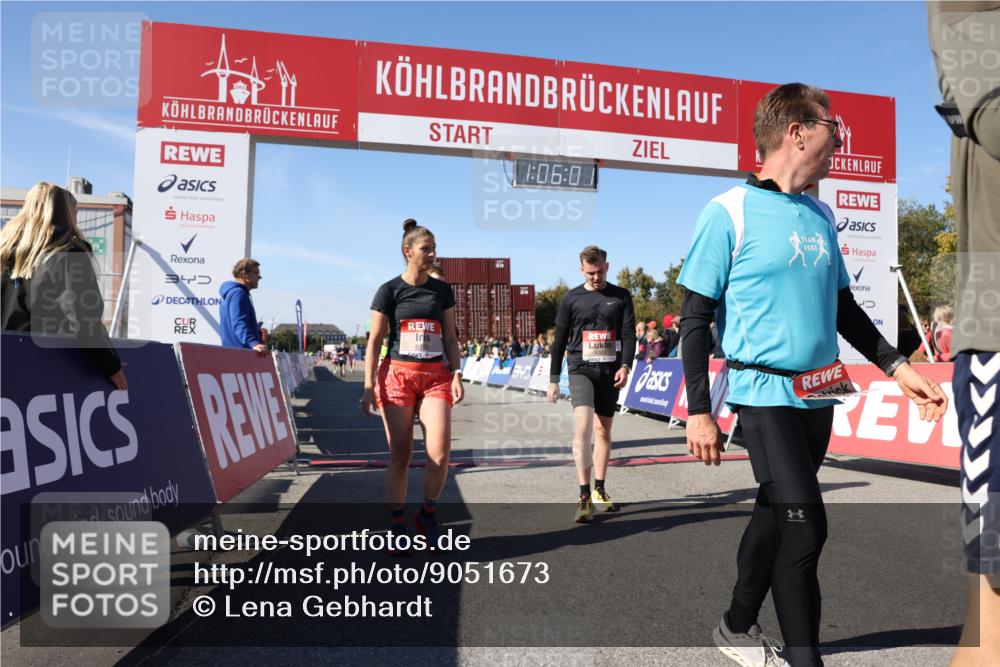03.10.2025 - Köhlbrandbrückenlauf Lena Gebhardt http://msf.ph/oto/9051673 03.10.2025 13:06:02 Ziel 4302, 4327, 4328, 4504, 4761, 4954, 5096, 5764, 6158, 6214, 6305, 6510, 6533, 6720 meine-sportfotos.de
