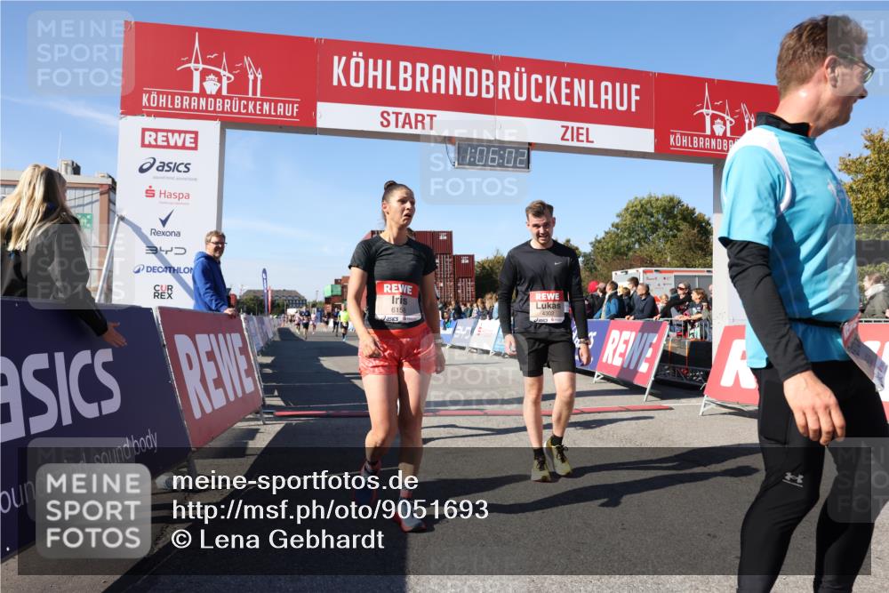 03.10.2025 - Köhlbrandbrückenlauf Lena Gebhardt http://msf.ph/oto/9051693 03.10.2025 13:06:02 Ziel 4302, 4327, 4328, 4504, 4761, 4954, 5096, 5764, 6158, 6214, 6305, 6510, 6533, 6720 meine-sportfotos.de