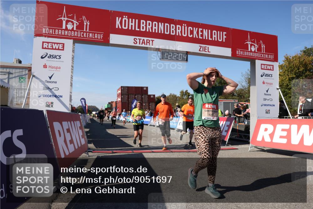 03.10.2025 - Köhlbrandbrückenlauf Lena Gebhardt http://msf.ph/oto/9051697 03.10.2025 13:22:04 Ziel 4291, 4934, 5180, 5776, 6005, 6173, 6237, 6332, 6416, 6684, 6687, 6729 meine-sportfotos.de