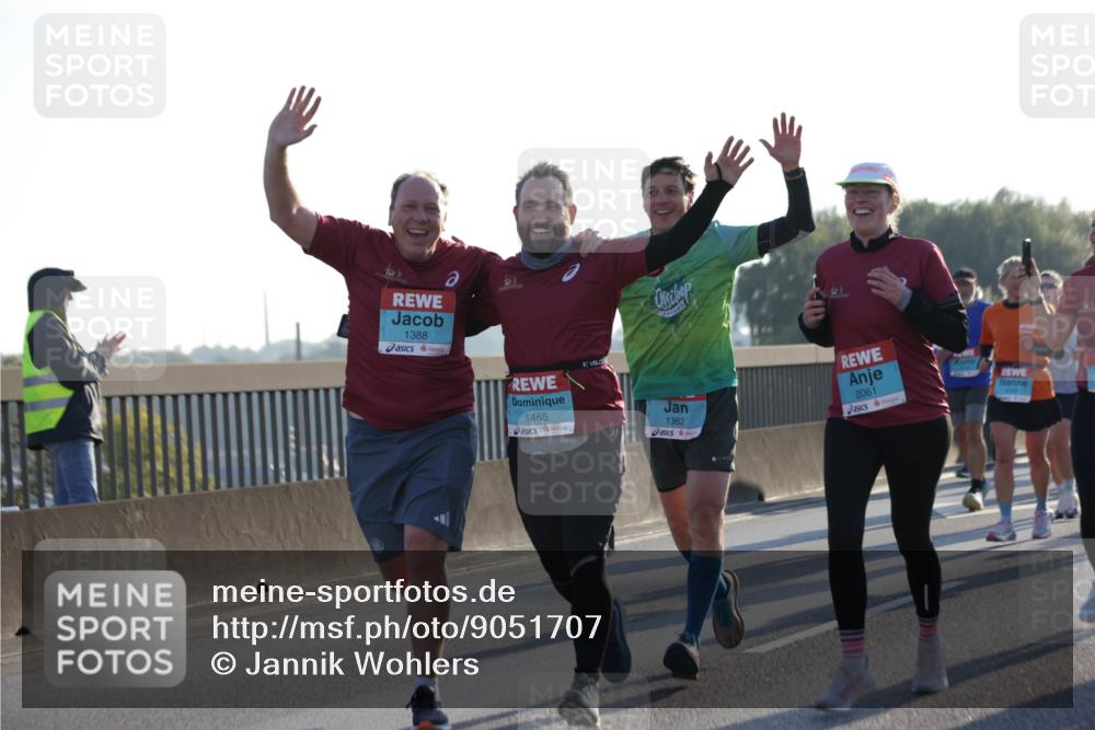 03.10.2025 - Köhlbrandbrückenlauf Jannik Wohlers http://msf.ph/oto/9051707 03.10.2025 09:19:09 Position 3 1388, 1465, 1362, 2061 meine-sportfotos.de
