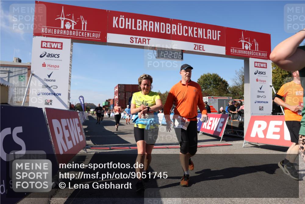 03.10.2025 - Köhlbrandbrückenlauf Lena Gebhardt http://msf.ph/oto/9051745 03.10.2025 13:22:06 Ziel 4291, 4934, 5180, 5776, 6005, 6173, 6237, 6332, 6416, 6684, 6687, 6729 meine-sportfotos.de