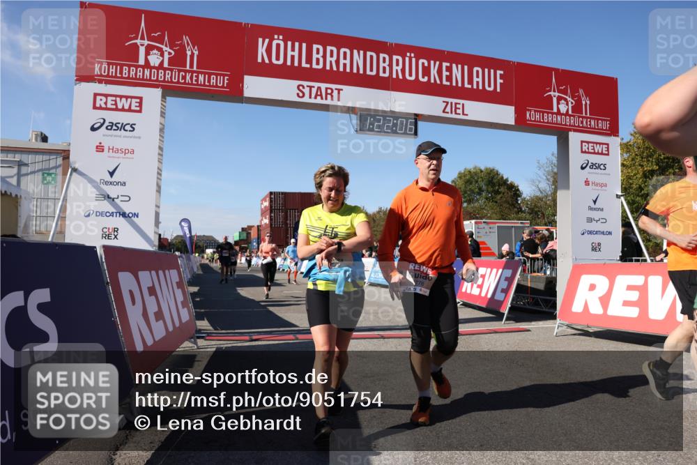 03.10.2025 - Köhlbrandbrückenlauf Lena Gebhardt http://msf.ph/oto/9051754 03.10.2025 13:22:06 Ziel 4291, 4934, 5180, 5776, 6005, 6173, 6237, 6332, 6416, 6684, 6687, 6729 meine-sportfotos.de