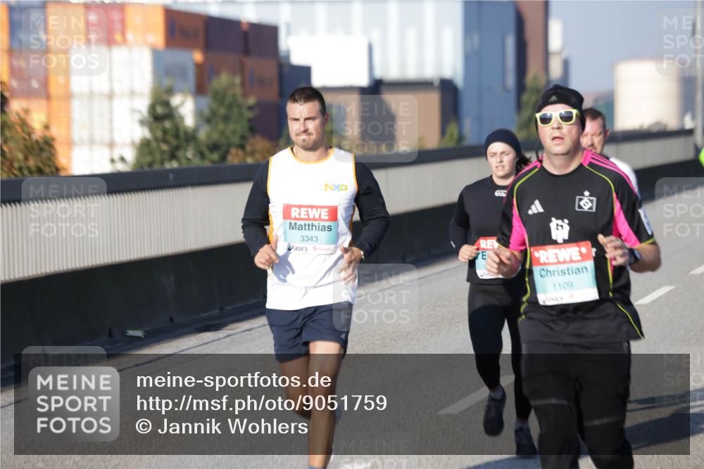 03.10.2025 - Köhlbrandbrückenlauf Jannik Wohlers http://msf.ph/oto/9051759 03.10.2025 09:46:26 Position 3 3343, 1109 meine-sportfotos.de