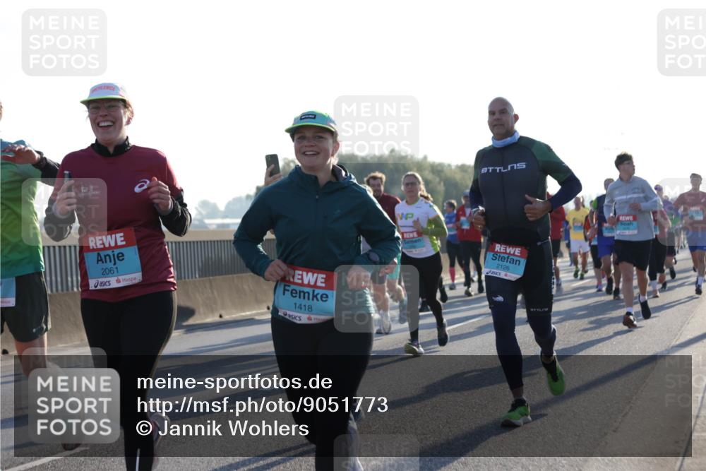 03.10.2025 - Köhlbrandbrückenlauf Jannik Wohlers http://msf.ph/oto/9051773 03.10.2025 09:19:11 Position 3 2061, 1418, 2126 meine-sportfotos.de