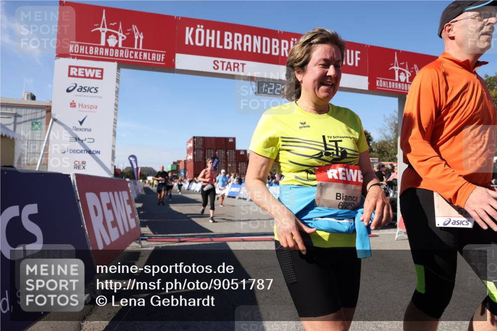 03.10.2025 - Köhlbrandbrückenlauf Lena Gebhardt http://msf.ph/oto/9051787 03.10.2025 13:22:07 Ziel 4291, 4706, 4934, 5180, 5776, 6173, 6237, 6332, 6416, 6684, 6687, 6729 meine-sportfotos.de