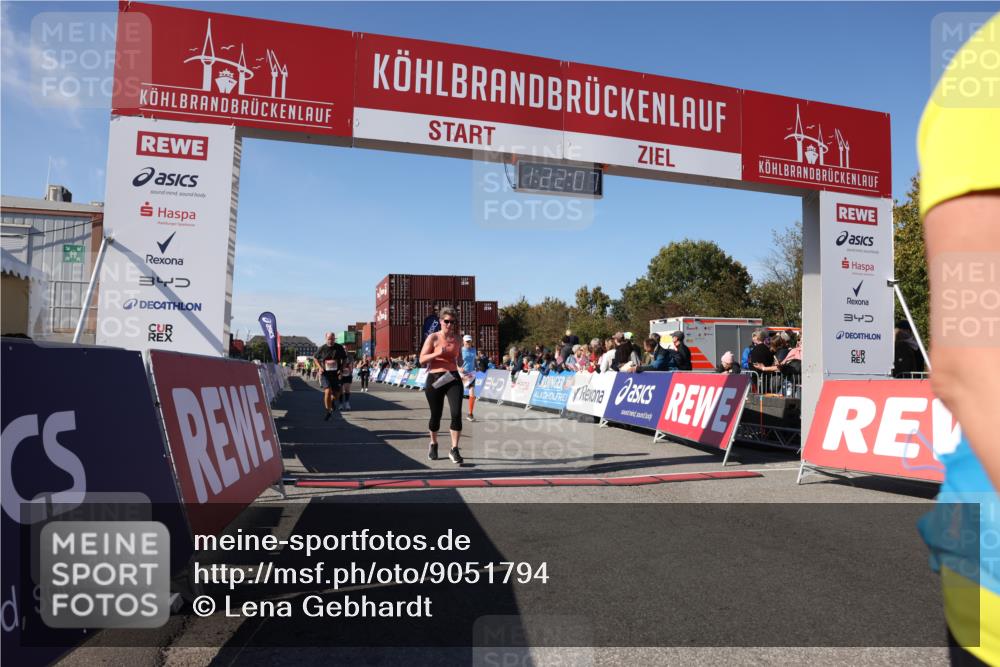 03.10.2025 - Köhlbrandbrückenlauf Lena Gebhardt http://msf.ph/oto/9051794 03.10.2025 13:22:07 Ziel 4291, 4706, 4934, 5180, 5776, 6173, 6237, 6332, 6416, 6684, 6687, 6729 meine-sportfotos.de