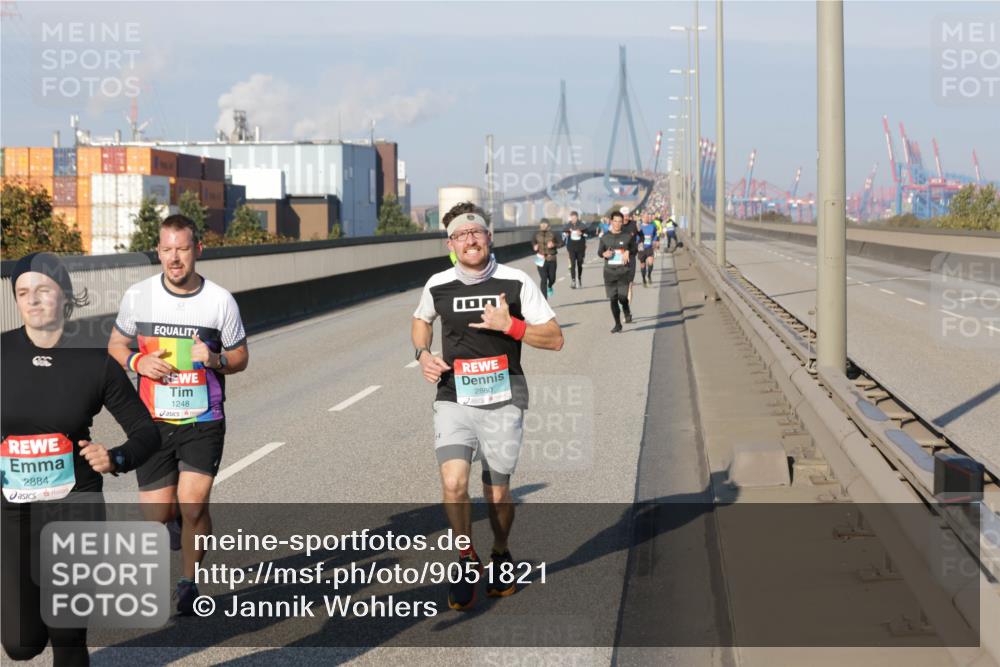03.10.2025 - Köhlbrandbrückenlauf Jannik Wohlers http://msf.ph/oto/9051821 03.10.2025 09:46:29 Position 3 2884, 1248, 2880 meine-sportfotos.de