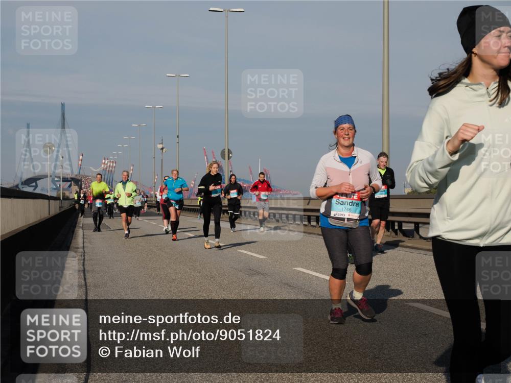 03.10.2025 - Köhlbrandbrückenlauf Fabian Wolf http://msf.ph/oto/9051824 03.10.2025 10:01:53 Position 3 1746 meine-sportfotos.de