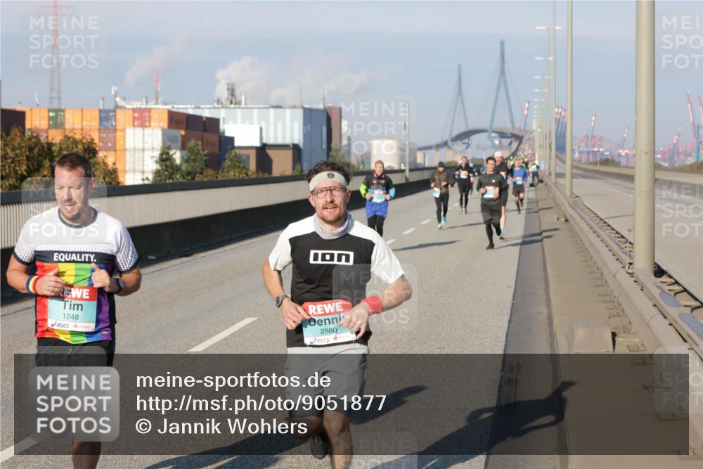 03.10.2025 - Köhlbrandbrückenlauf Jannik Wohlers http://msf.ph/oto/9051877 03.10.2025 09:46:30 Position 3 1248, 2880 meine-sportfotos.de