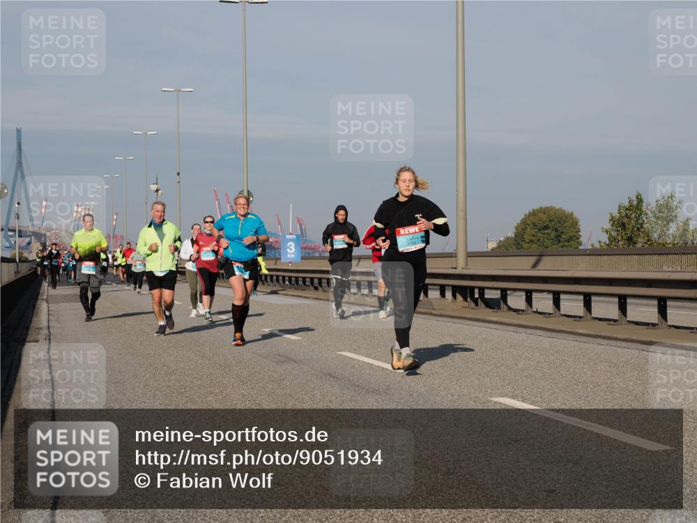 03.10.2025 - Köhlbrandbrückenlauf Fabian Wolf http://msf.ph/oto/9051934 03.10.2025 10:01:57 Position 3 3, 3755 meine-sportfotos.de