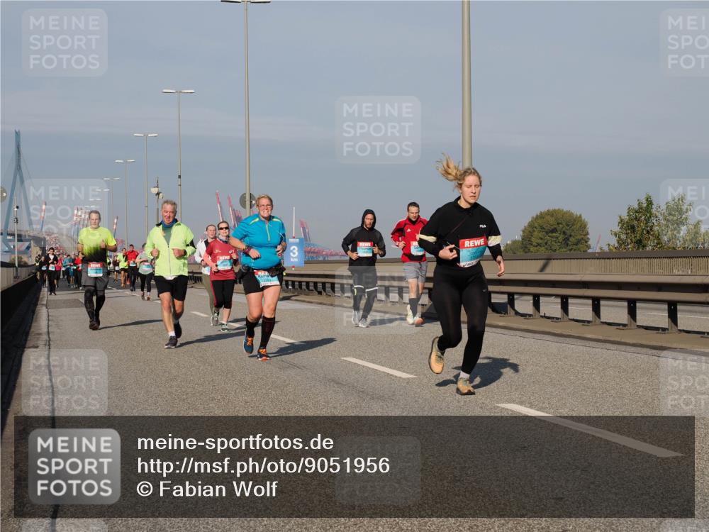 03.10.2025 - Köhlbrandbrückenlauf Fabian Wolf http://msf.ph/oto/9051956 03.10.2025 10:01:57 Position 3 3, 3755 meine-sportfotos.de