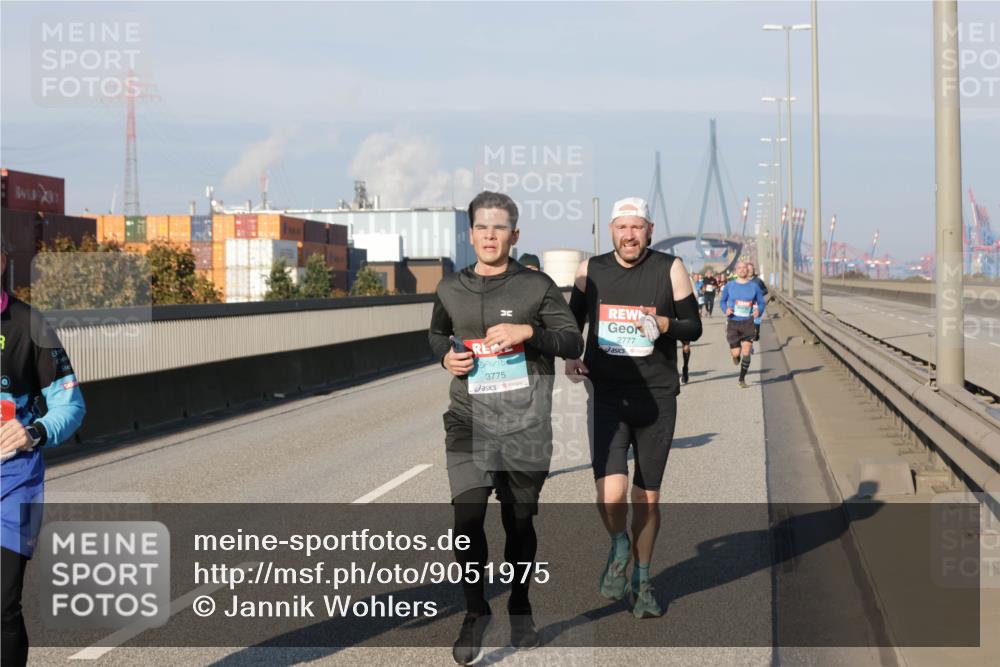 03.10.2025 - Köhlbrandbrückenlauf Jannik Wohlers http://msf.ph/oto/9051975 03.10.2025 09:46:37 Position 3 2777, 3775 meine-sportfotos.de