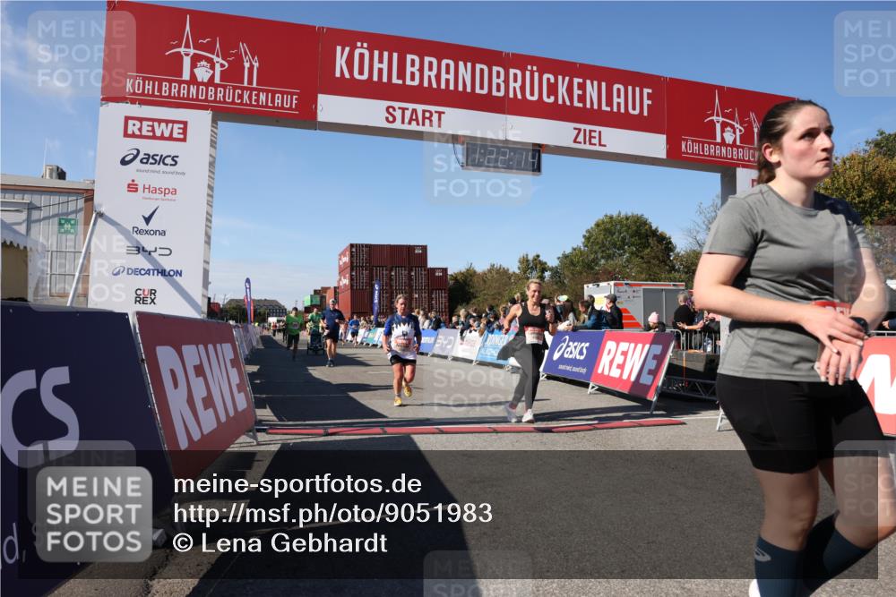 03.10.2025 - Köhlbrandbrückenlauf Lena Gebhardt http://msf.ph/oto/9051983 03.10.2025 13:22:14 Ziel 4239, 4706, 4934, 5072, 5180, 5235, 5400, 5401, 5720, 6173, 6237, 6416, 6531, 6729 meine-sportfotos.de