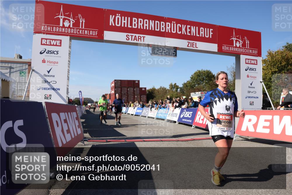 03.10.2025 - Köhlbrandbrückenlauf Lena Gebhardt http://msf.ph/oto/9052041 03.10.2025 13:22:16 Ziel 4239, 4706, 4934, 5072, 5180, 5235, 5400, 5401, 5720, 6173, 6416, 6531 meine-sportfotos.de
