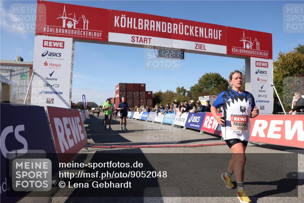 03.10.2025 - Köhlbrandbrückenlauf Lena Gebhardt http://msf.ph/oto/9052048 03.10.2025 13:22:16 Ziel 4239, 4706, 4934, 5072, 5180, 5235, 5400, 5401, 5720, 6173, 6416, 6531 meine-sportfotos.de