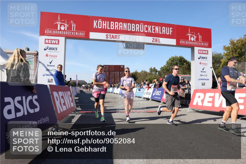 03.10.2025 - Köhlbrandbrückenlauf Lena Gebhardt http://msf.ph/oto/9052084 03.10.2025 13:06:13 Ziel 4504, 4635, 4738, 6222, 6224, 6323, 6356, 6510, 6850 meine-sportfotos.de