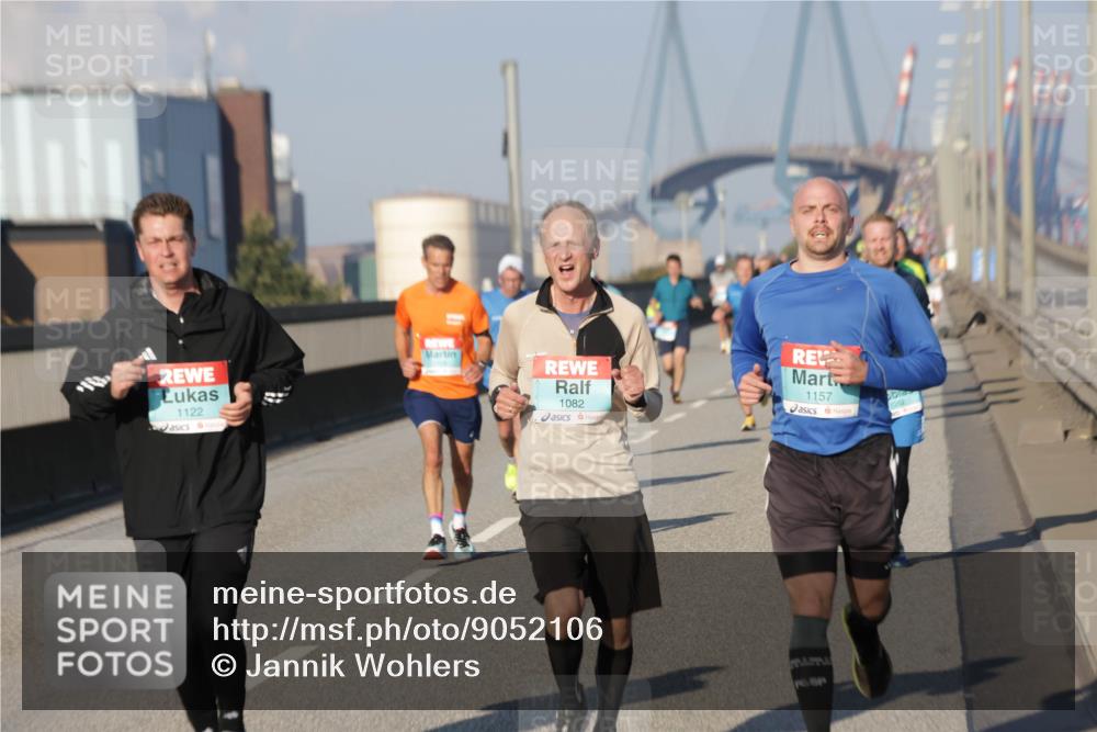 03.10.2025 - Köhlbrandbrückenlauf Jannik Wohlers http://msf.ph/oto/9052106 03.10.2025 09:46:41 Position 3 167, 1122, 1082, 1157 meine-sportfotos.de
