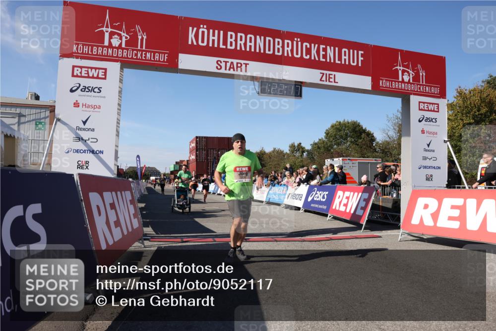 03.10.2025 - Köhlbrandbrückenlauf Lena Gebhardt http://msf.ph/oto/9052117 03.10.2025 13:22:18 Ziel 4239, 4706, 4934, 5072, 5235, 5400, 5401, 5720, 5851, 5929, 6173, 6188, 6416, 6531 meine-sportfotos.de