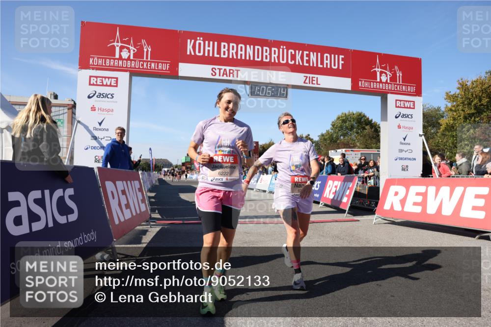 03.10.2025 - Köhlbrandbrückenlauf Lena Gebhardt http://msf.ph/oto/9052133 03.10.2025 13:06:14 Ziel 4504, 4635, 4738, 6222, 6224, 6323, 6356, 6850 meine-sportfotos.de