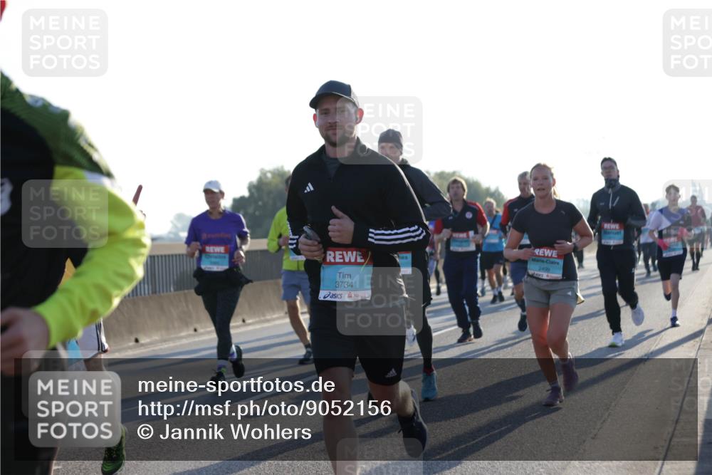 03.10.2025 - Köhlbrandbrückenlauf Jannik Wohlers http://msf.ph/oto/9052156 03.10.2025 09:19:19 Position 3 3734, 2499 meine-sportfotos.de