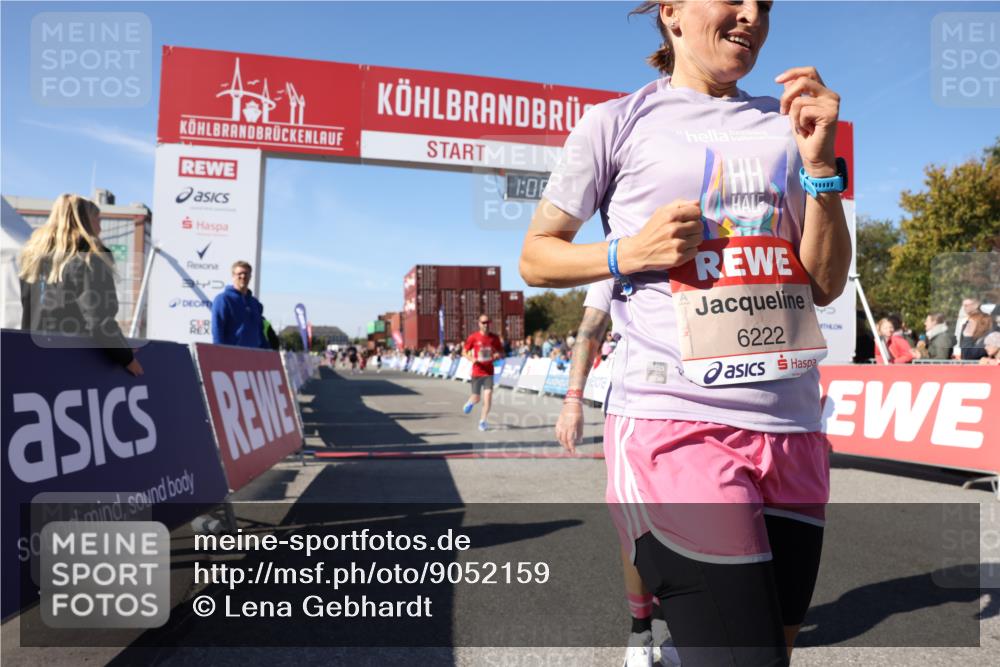 03.10.2025 - Köhlbrandbrückenlauf Lena Gebhardt http://msf.ph/oto/9052159 03.10.2025 13:06:15 Ziel 4504, 4635, 4738, 6222, 6224, 6323, 6356, 6850 meine-sportfotos.de