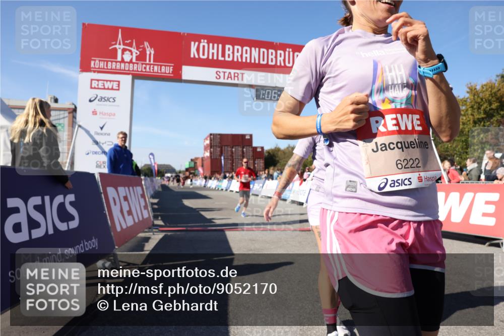 03.10.2025 - Köhlbrandbrückenlauf Lena Gebhardt http://msf.ph/oto/9052170 03.10.2025 13:06:15 Ziel 4504, 4635, 4738, 6222, 6224, 6323, 6356, 6850 meine-sportfotos.de