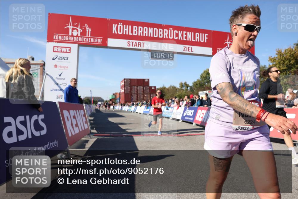 03.10.2025 - Köhlbrandbrückenlauf Lena Gebhardt http://msf.ph/oto/9052176 03.10.2025 13:06:15 Ziel 4504, 4635, 4738, 6222, 6224, 6323, 6356, 6850 meine-sportfotos.de