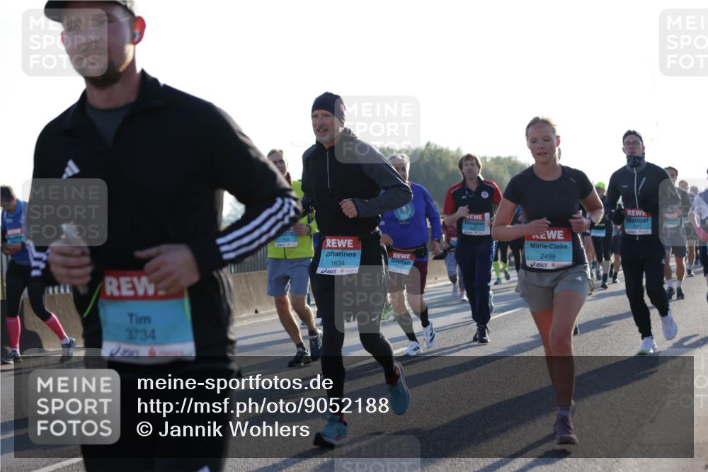 03.10.2025 - Köhlbrandbrückenlauf Jannik Wohlers http://msf.ph/oto/9052188 03.10.2025 09:19:20 Position 3 3734, 1634, 2499, 1871 meine-sportfotos.de