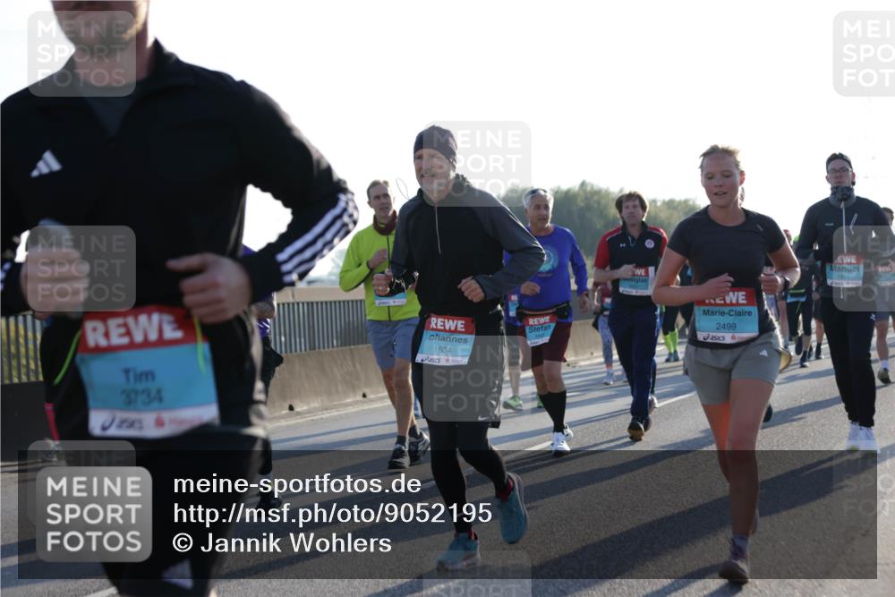 03.10.2025 - Köhlbrandbrückenlauf Jannik Wohlers http://msf.ph/oto/9052195 03.10.2025 09:19:20 Position 3 3734, 1634, 2499, 1871 meine-sportfotos.de