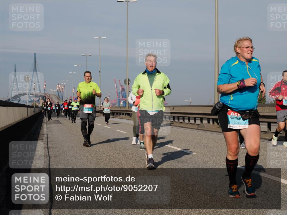 03.10.2025 - Köhlbrandbrückenlauf Fabian Wolf http://msf.ph/oto/9052207 03.10.2025 10:02:01 Position 3 2243 meine-sportfotos.de