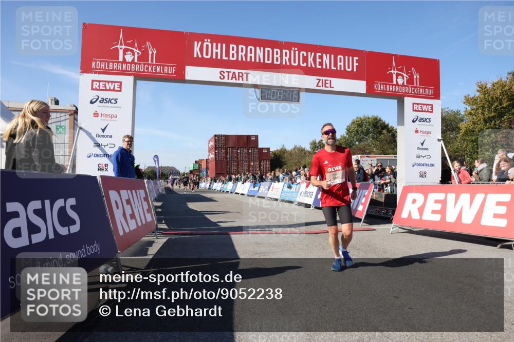 03.10.2025 - Köhlbrandbrückenlauf Lena Gebhardt http://msf.ph/oto/9052238 03.10.2025 13:06:17 Ziel 4504, 4635, 4738, 5641, 6222, 6224, 6323, 6356, 6850 meine-sportfotos.de