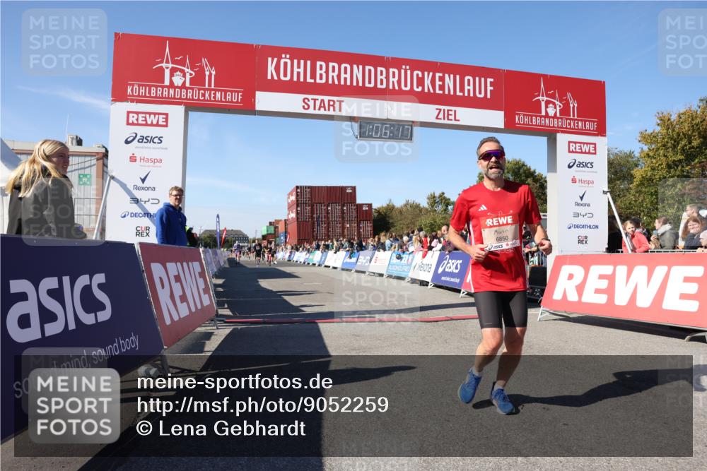 03.10.2025 - Köhlbrandbrückenlauf Lena Gebhardt http://msf.ph/oto/9052259 03.10.2025 13:06:17 Ziel 4504, 4635, 4738, 5641, 6222, 6224, 6323, 6356, 6850 meine-sportfotos.de