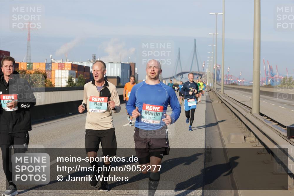 03.10.2025 - Köhlbrandbrückenlauf Jannik Wohlers http://msf.ph/oto/9052277 03.10.2025 09:46:43 Position 3 1082, 1157 meine-sportfotos.de