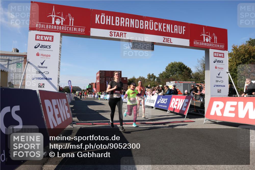03.10.2025 - Köhlbrandbrückenlauf Lena Gebhardt http://msf.ph/oto/9052300 03.10.2025 13:22:24 Ziel 4239, 5072, 5235, 5272, 5400, 5401, 5720, 5851, 5929, 6188, 6531 meine-sportfotos.de