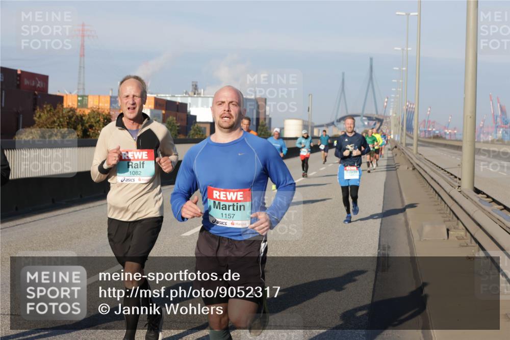 03.10.2025 - Köhlbrandbrückenlauf Jannik Wohlers http://msf.ph/oto/9052317 03.10.2025 09:46:44 Position 3 1082, 1157 meine-sportfotos.de