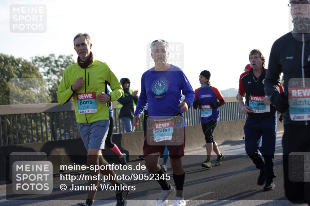 03.10.2025 - Köhlbrandbrückenlauf Jannik Wohlers http://msf.ph/oto/9052345 03.10.2025 09:19:22 Position 3 1768, 3407, 3406, 1871 meine-sportfotos.de