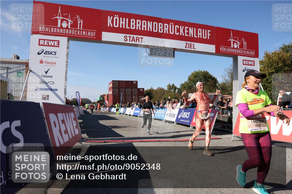 03.10.2025 - Köhlbrandbrückenlauf Lena Gebhardt http://msf.ph/oto/9052348 03.10.2025 13:22:26 Ziel 4239, 5072, 5214, 5235, 5272, 5400, 5401, 5720, 5839, 5851, 5929, 6188 meine-sportfotos.de