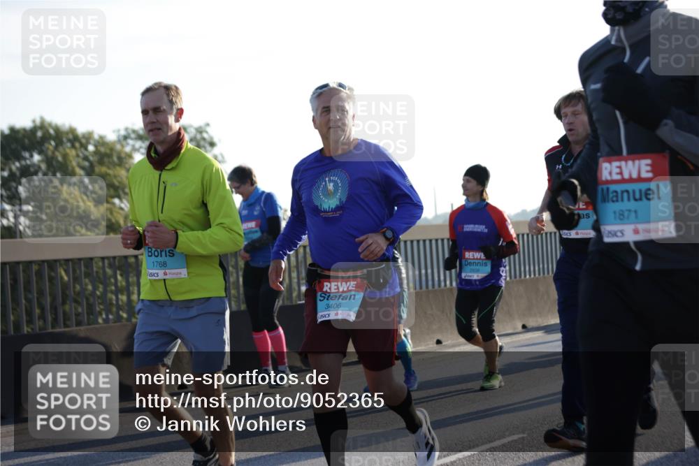 03.10.2025 - Köhlbrandbrückenlauf Jannik Wohlers http://msf.ph/oto/9052365 03.10.2025 09:19:22 Position 3 1768, 3406, 2938, 1871 meine-sportfotos.de